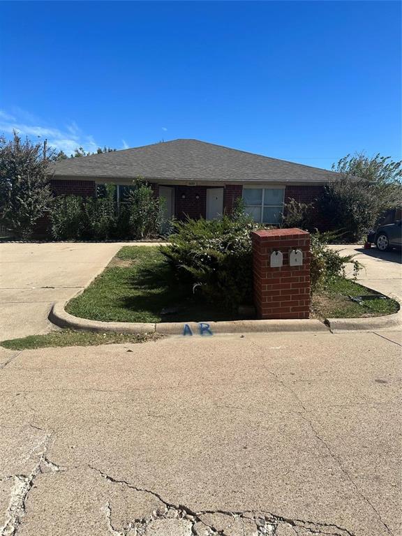 609 Kings Way Drive Property Photo