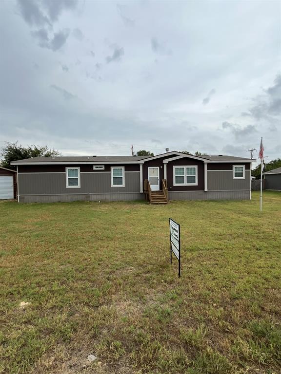 1820 Pelican Oval Property Photo