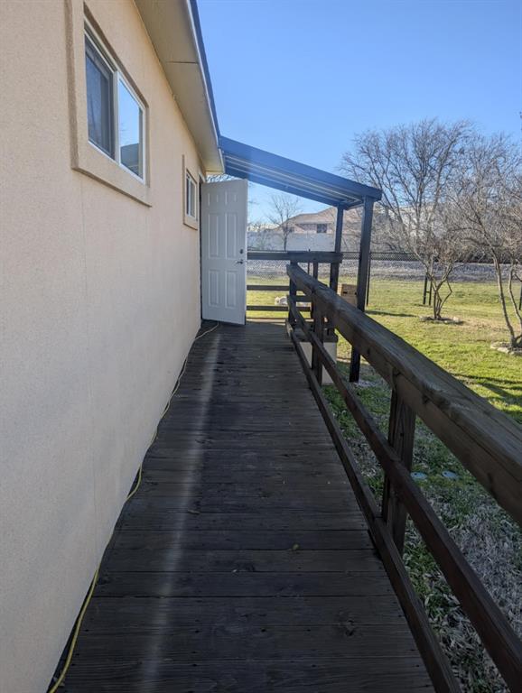 429 State Highway 342 Property Photo 15
