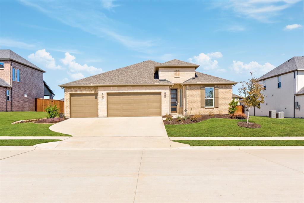 1624 Thunderbird Drive Property Photo 1