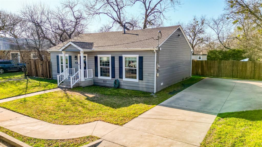 407 Norton Street Property Photo