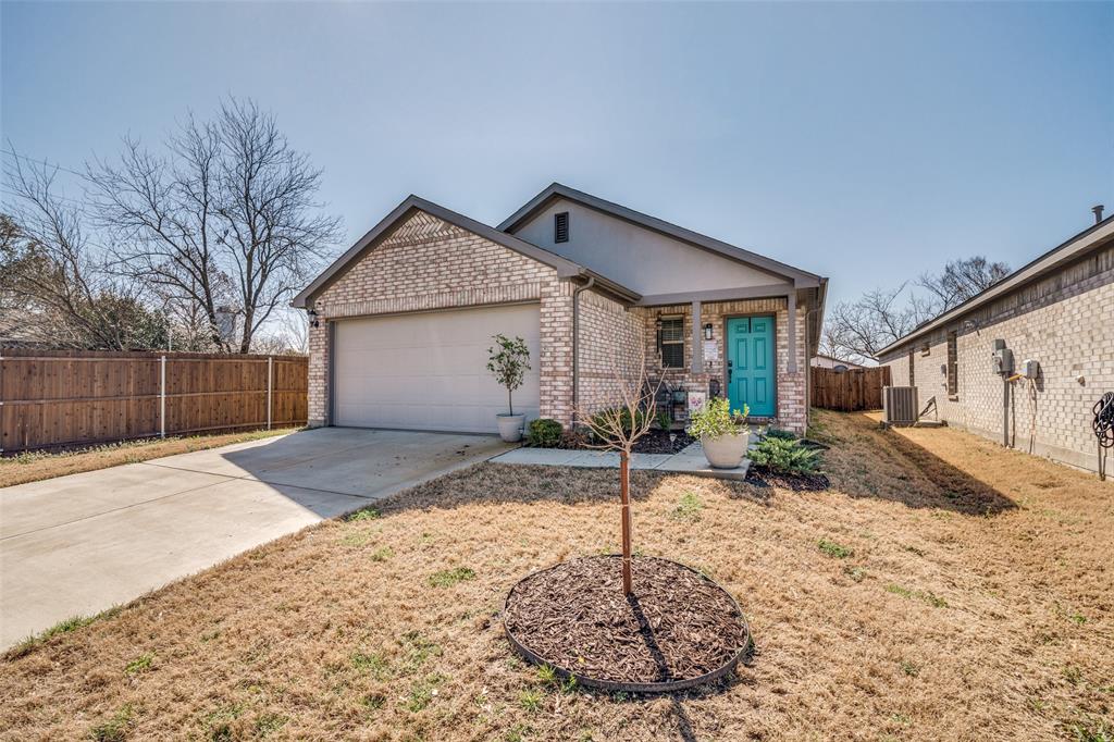 308 Essex Drive Property Photo