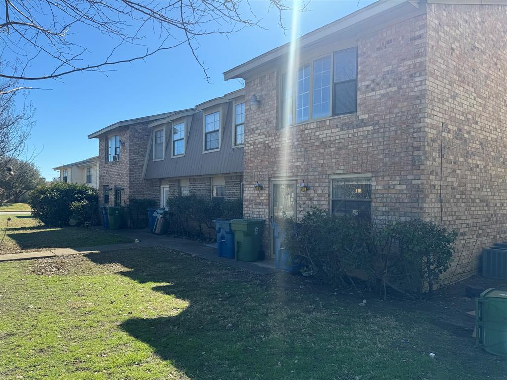 826 Wildwood Lane Property Photo