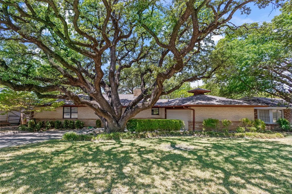 4224 Westmont Court Property Photo