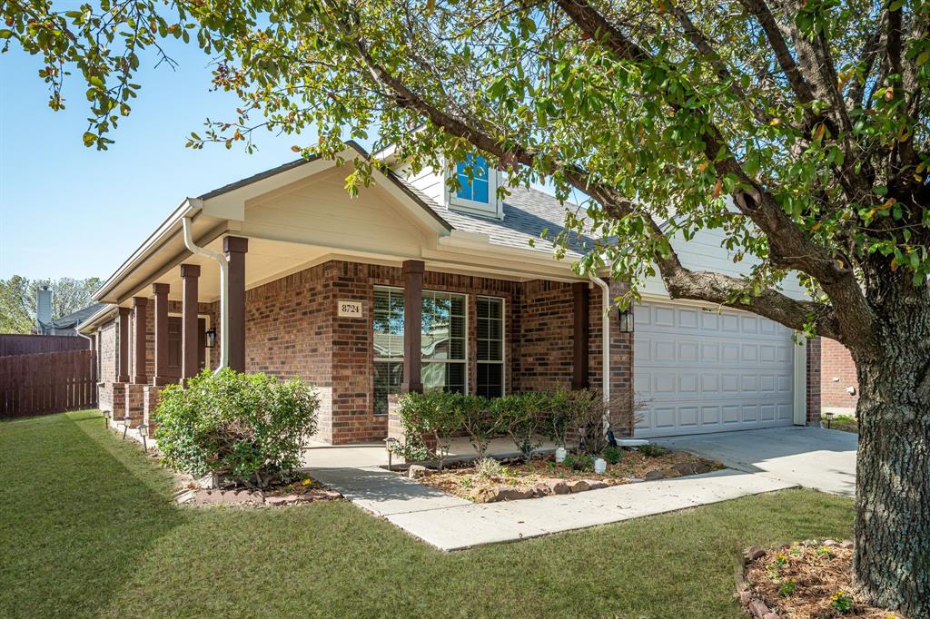 8724 Chisholm Trail Property Photo