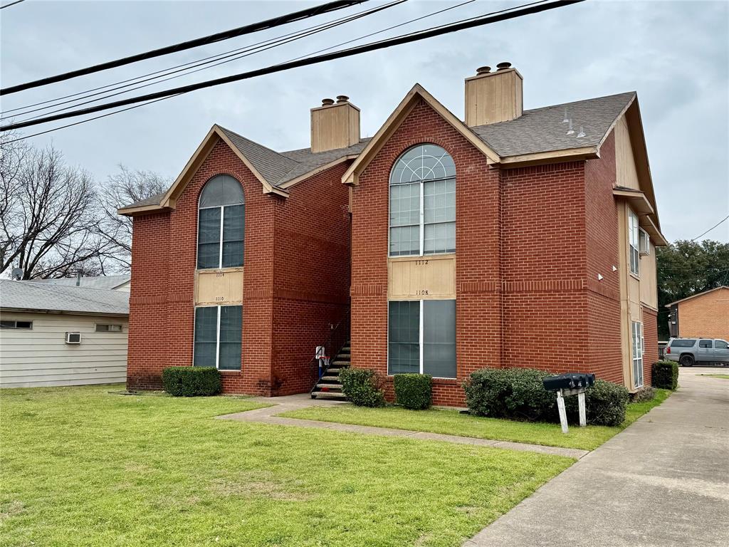 1112 Holly Property Photo