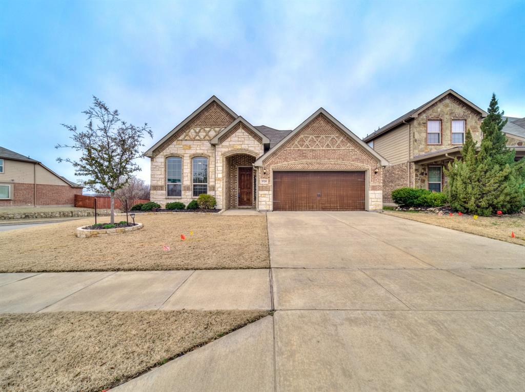 5729 Spirit Lake Drive Property Photo