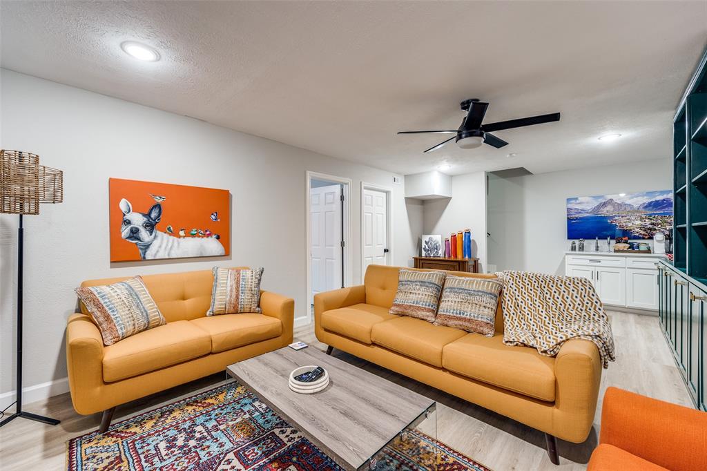 2618 Custer Property Photo