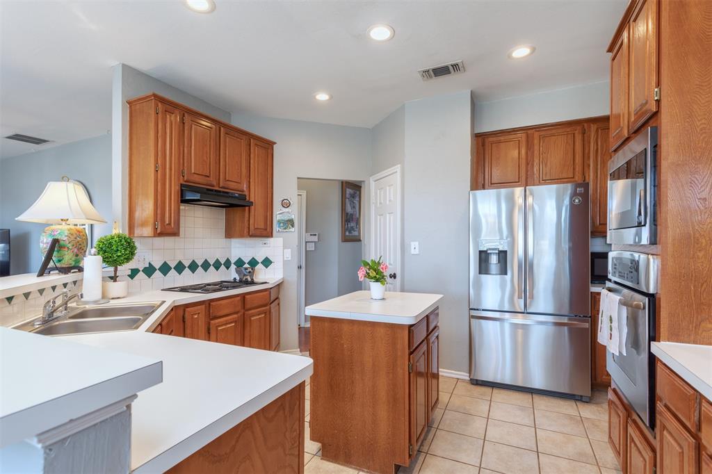 8423 Lanners Drive Property Photo 11