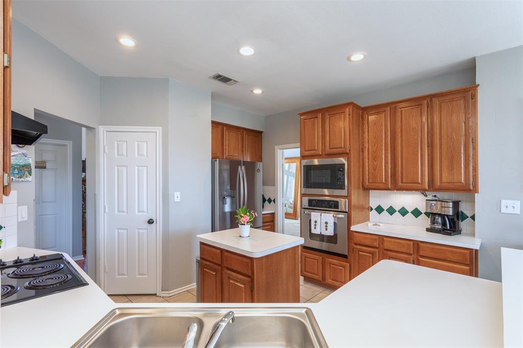 8423 Lanners Drive Property Photo 12