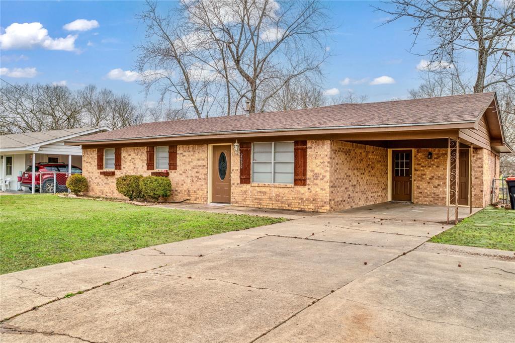 2020 Brown Avenue Property Photo
