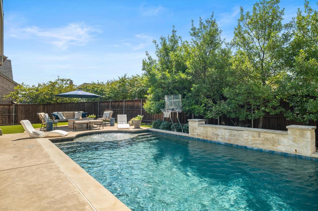 6613 Silver Stream Lane Property Photo
