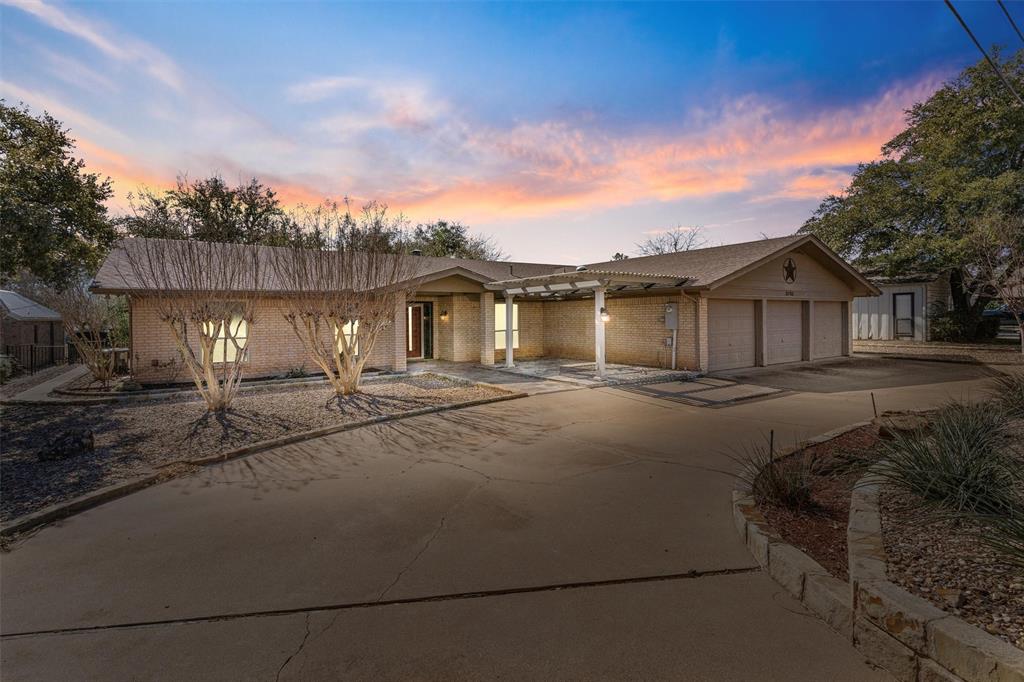 5703 Choctaw Drive Property Photo
