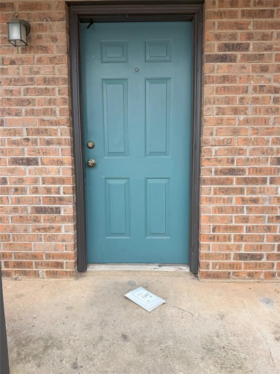 732 W Collins Street Property Photo