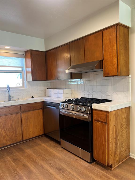1201 N Austin Street Property Photo