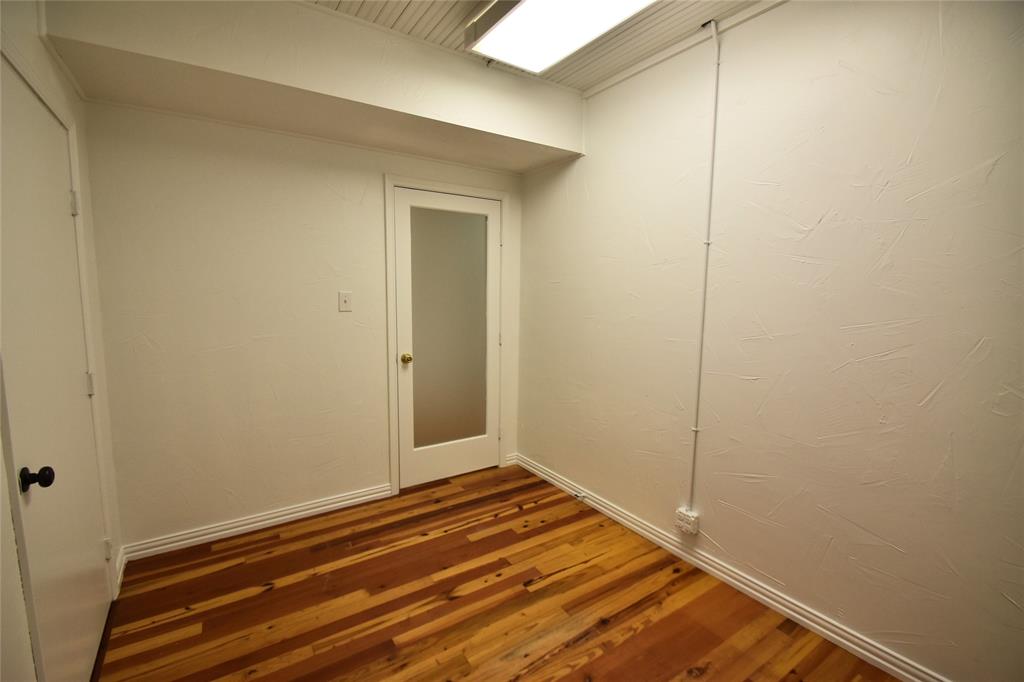 206 E Louisiana Street Property Photo 2