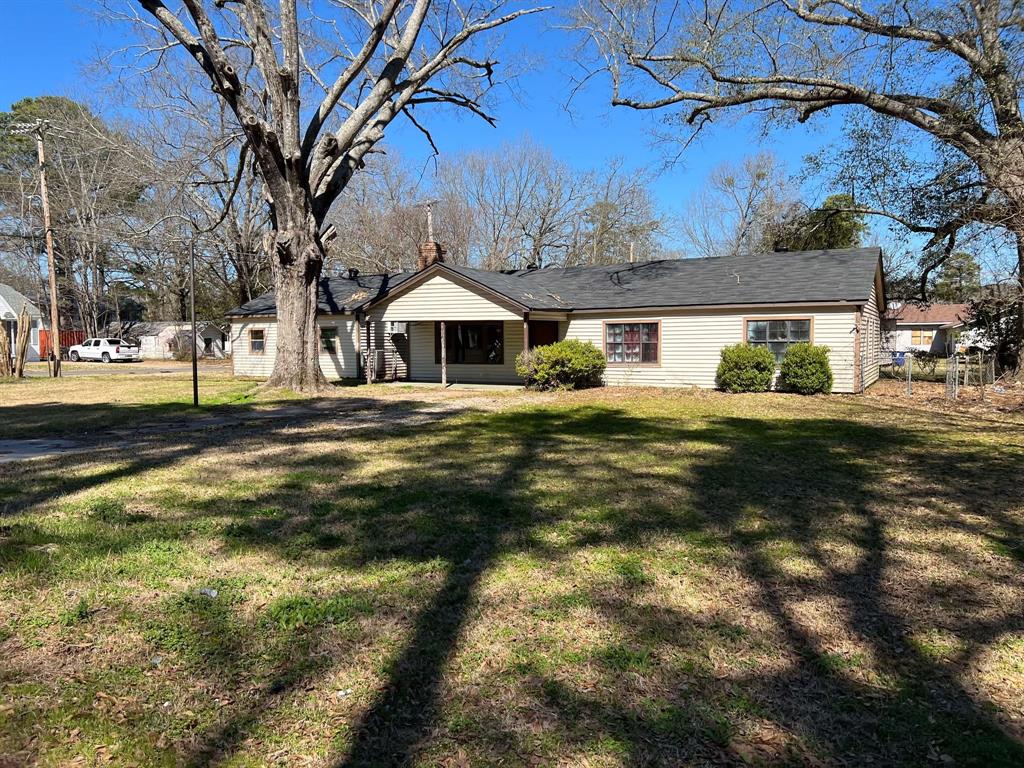 2098 Pinecroft Circle Property Photo