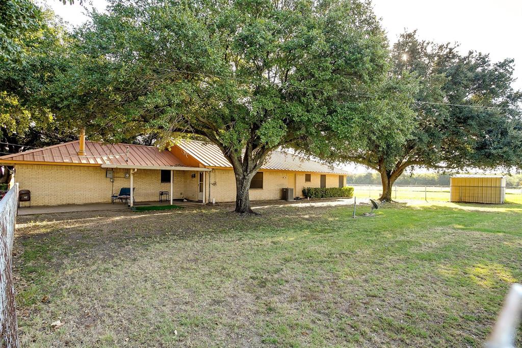 1824 Fm 731 Property Photo 12