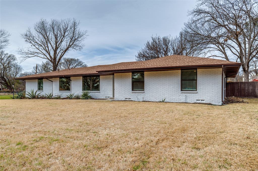 3015 Phyllis Lane Property Photo