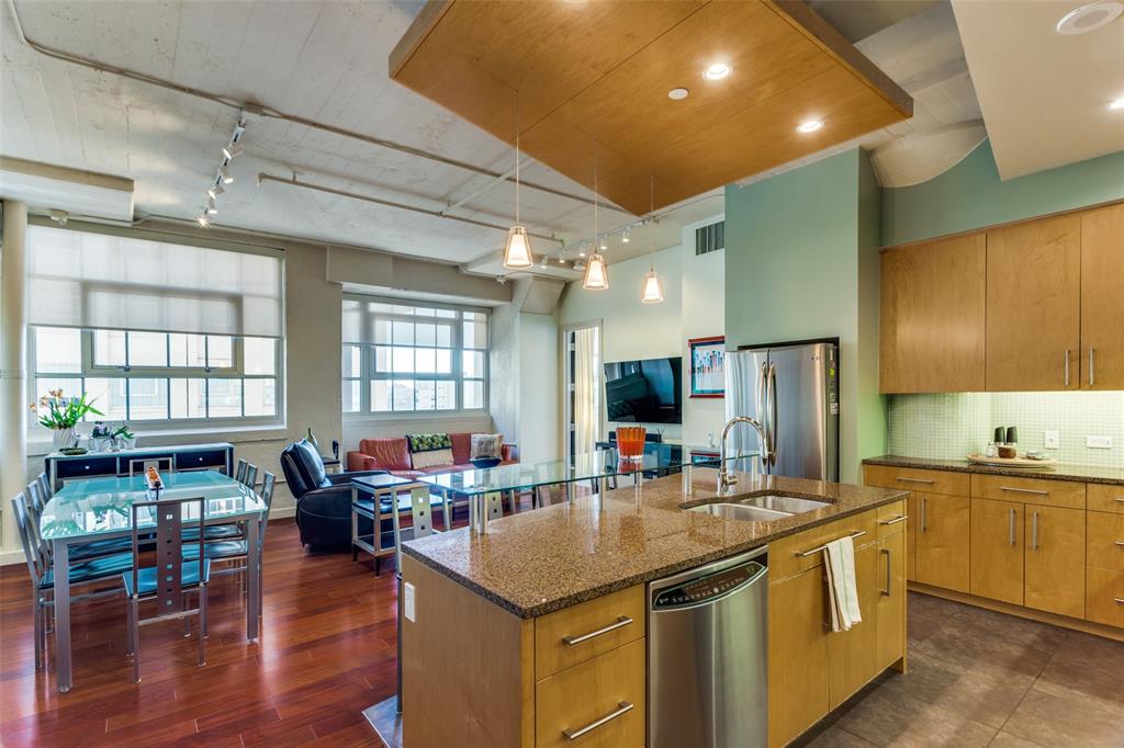 2600 W 7th Street Property Photo