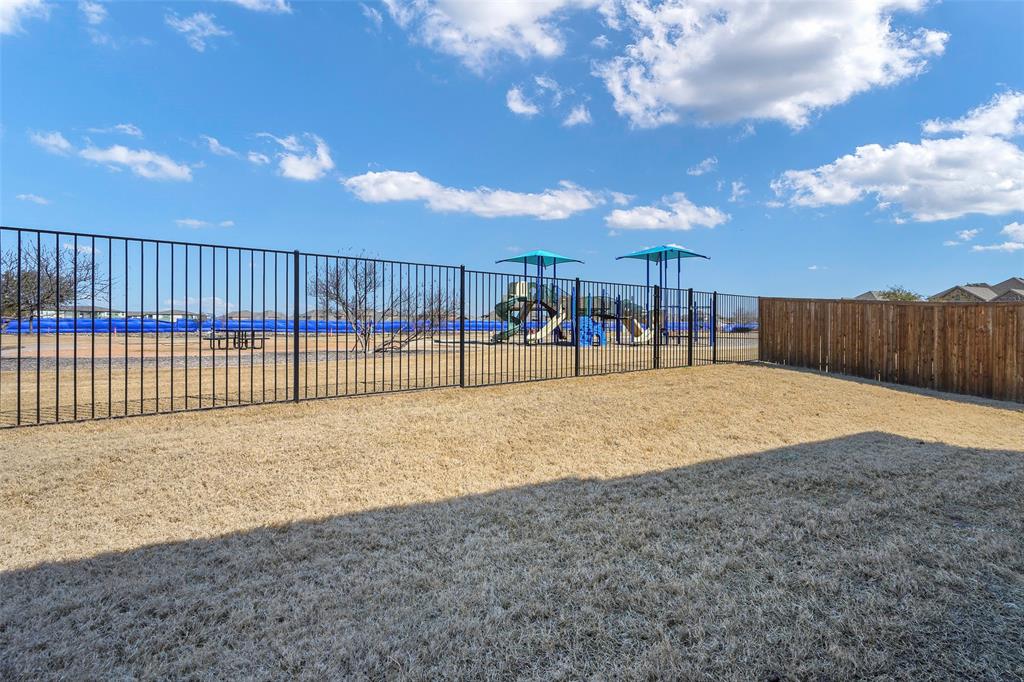 601 Warner Drive Property Photo 29