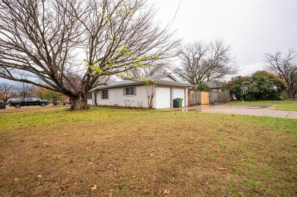 673 W Cedar Street Property Photo