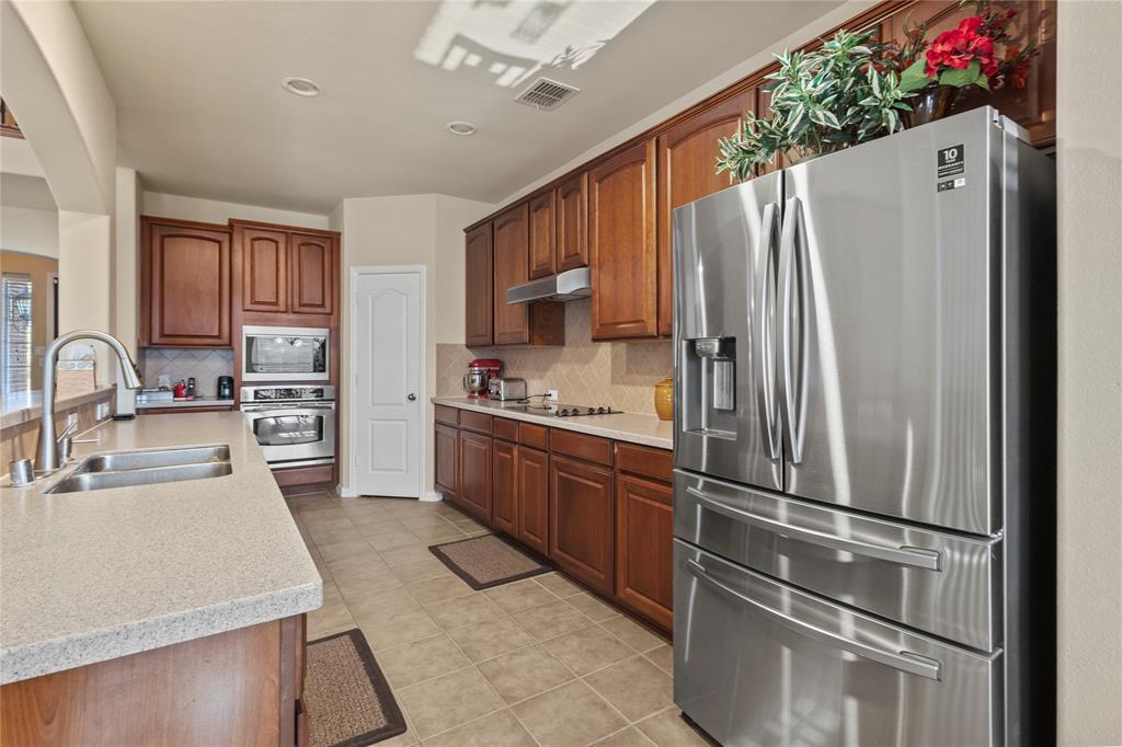 295 Stone Ridge Drive Property Photo 14