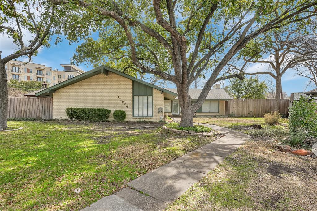 13924 Tanglewood Place Property Photo