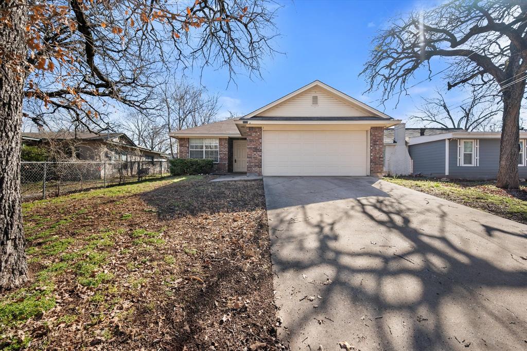3324 Delaware Trail Property Photo