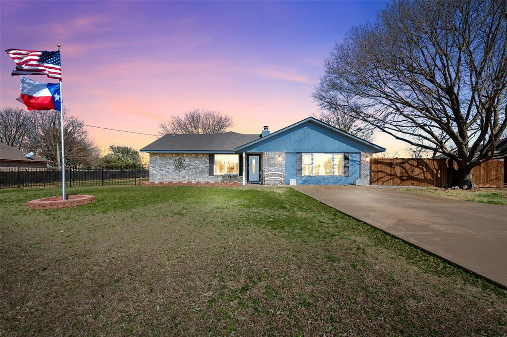 832 Lynn Ann Drive Property Photo