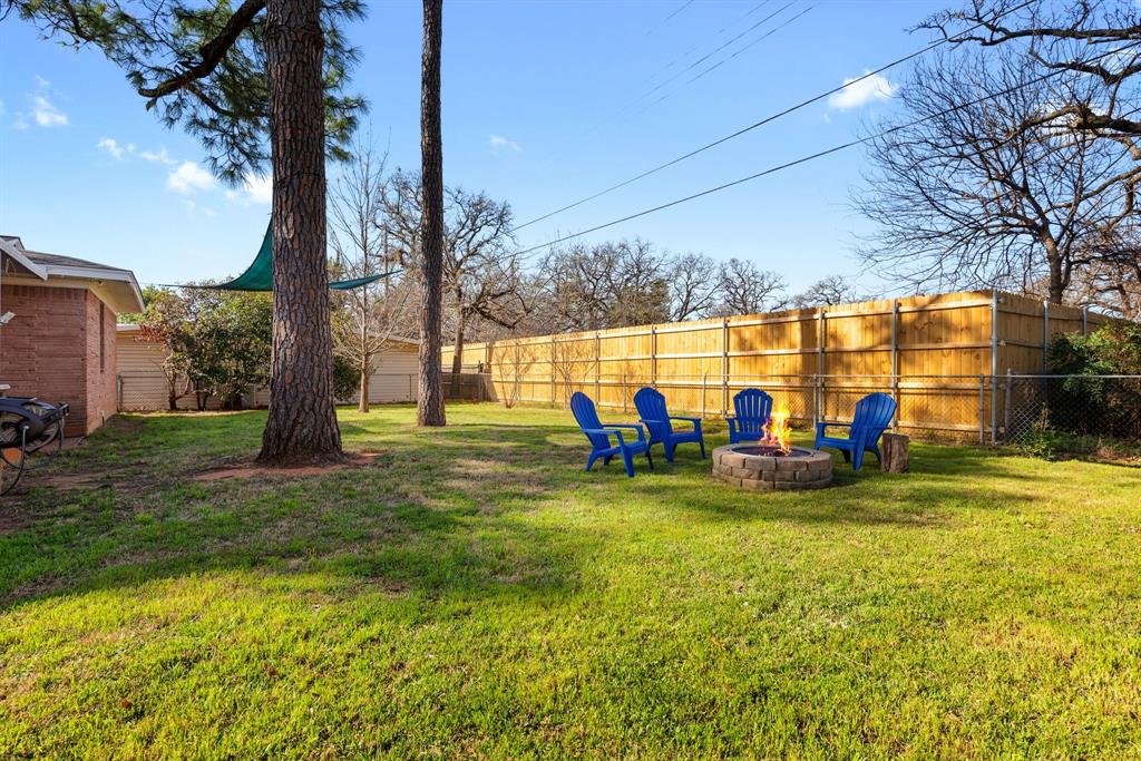 1501 Ronne Drive Property Photo