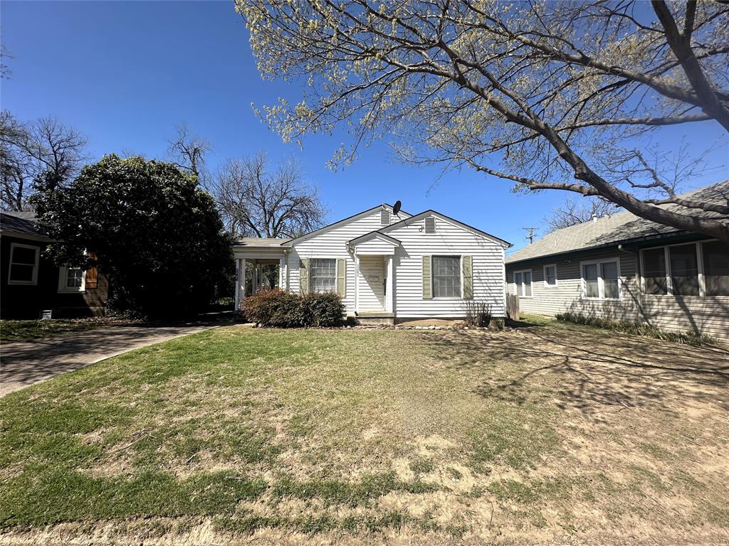 3204 Sandage Avenue Property Photo