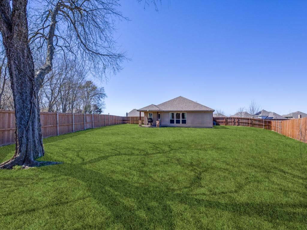 1749 Park Trails Boulevard Property Photo 21