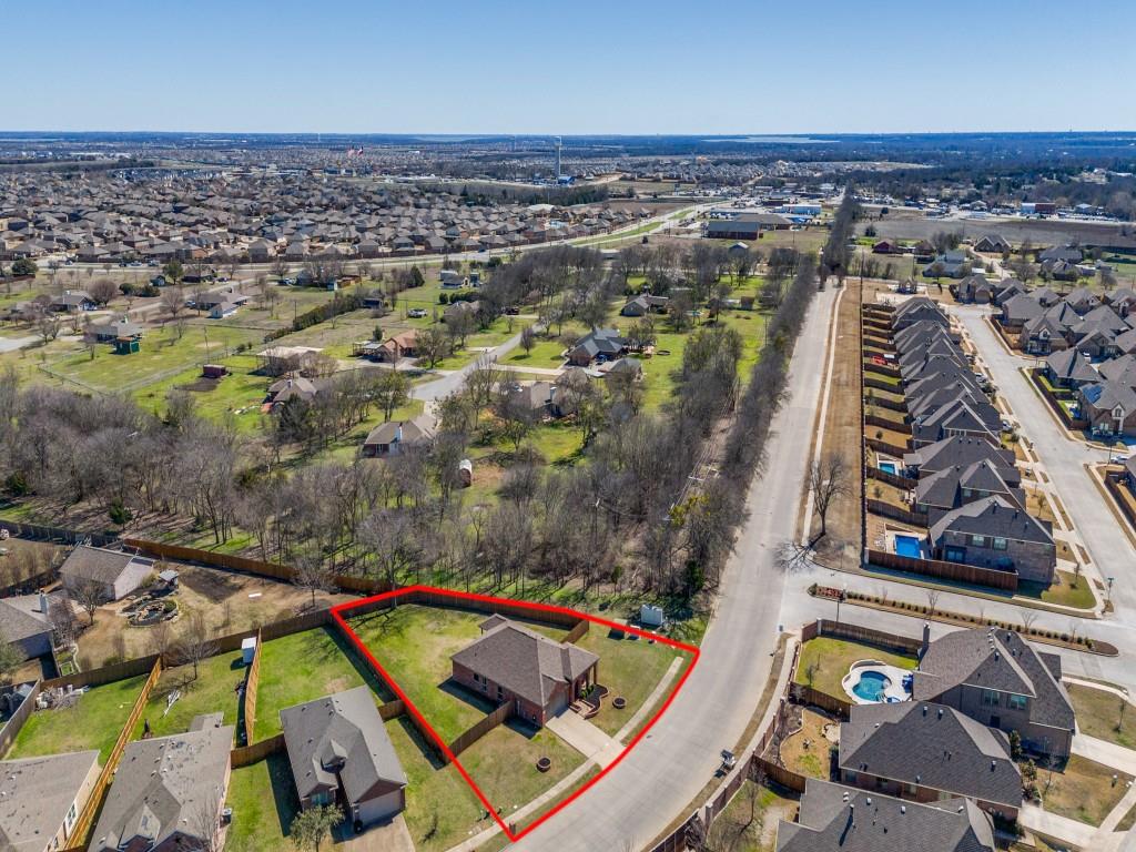 1749 Park Trails Boulevard Property Photo 22