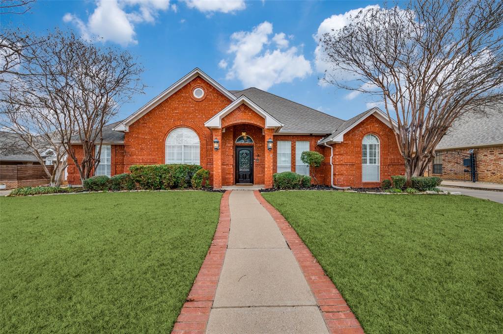 5300 Independence Avenue Property Photo