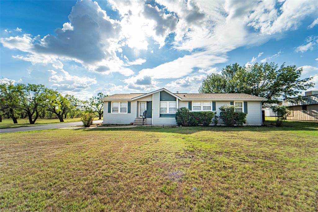 113 Sunset Boulevard Property Photo