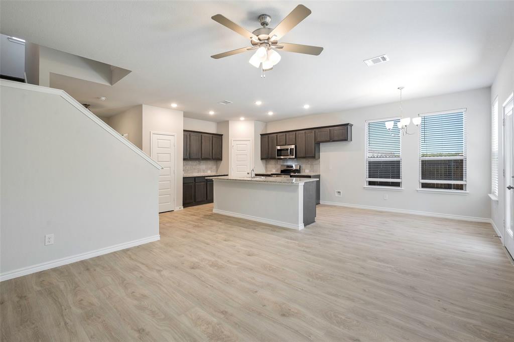517 Mockingbird Lane Property Photo