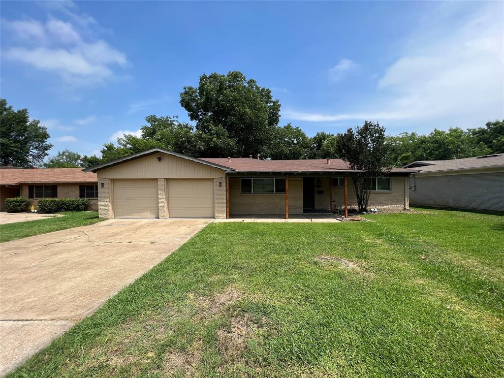 7605 Deaver Drive Property Photo