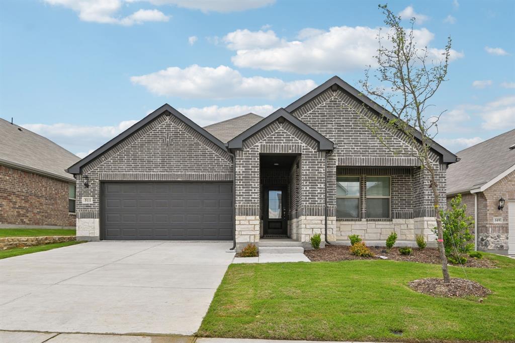 511 Weller Road Property Photo
