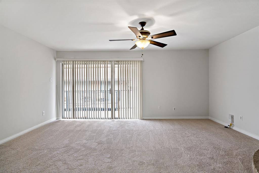 15930 Stillwood Street Property Photo 10