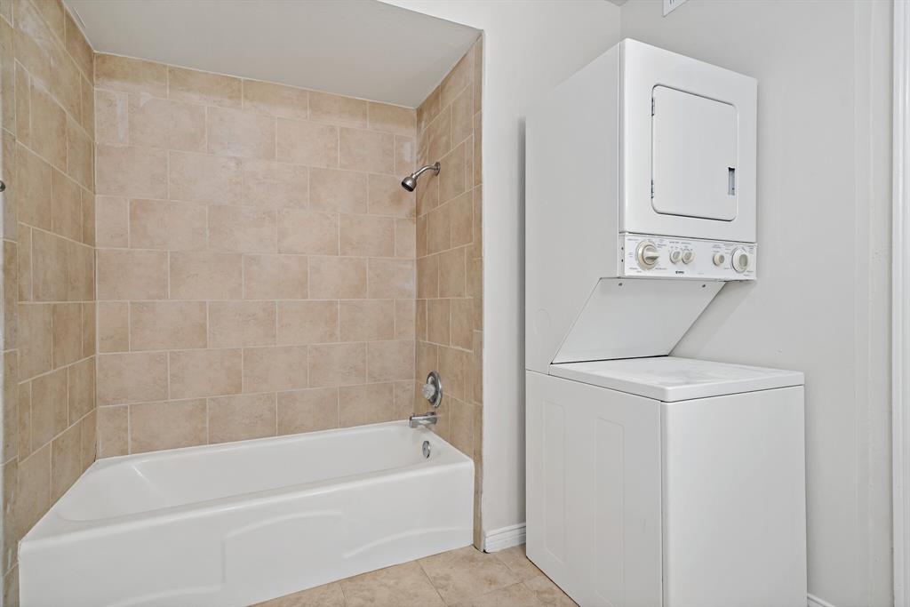 15930 Stillwood Street Property Photo 16