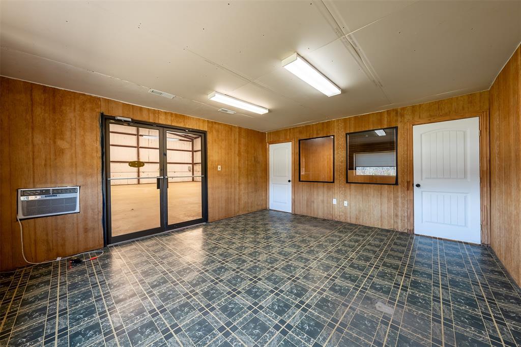 23000 County Road 187 Property Photo 7