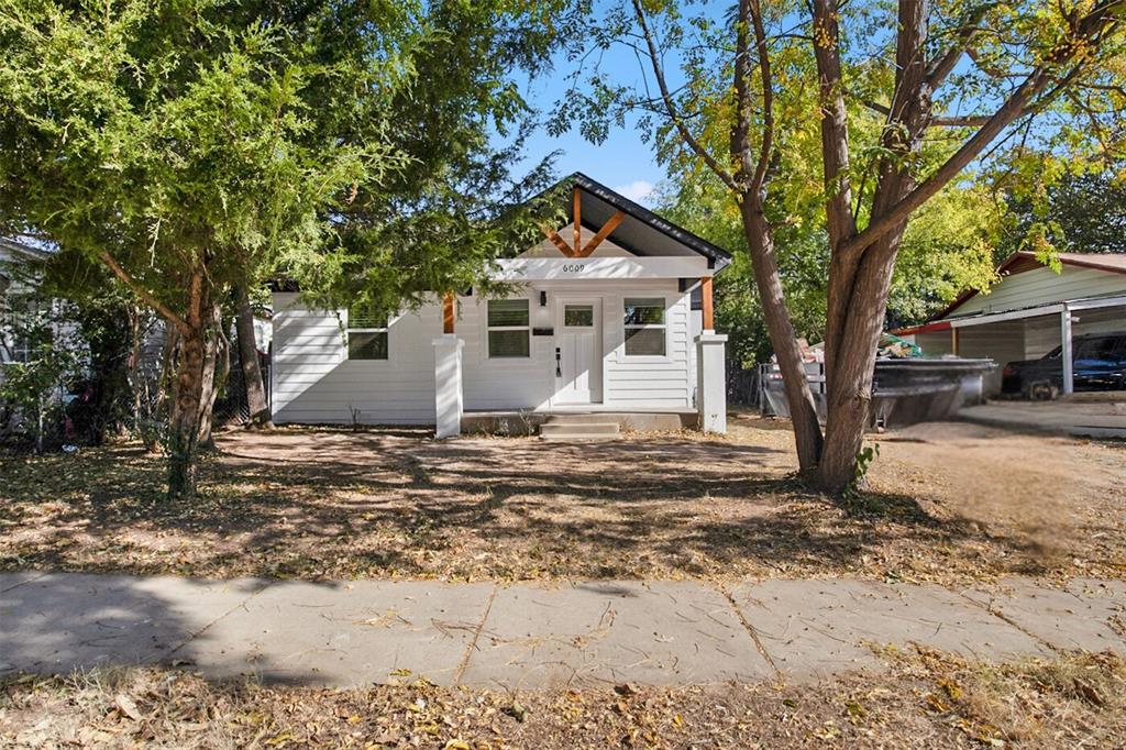 6009 Plant Avenue Property Photo