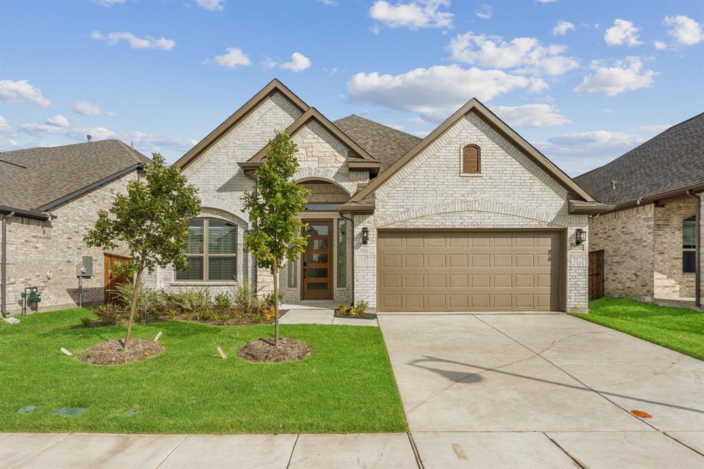1722 Highwood Property Photo 1
