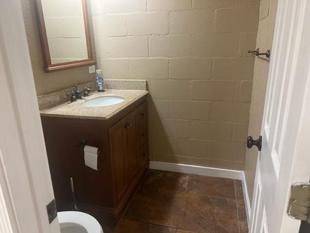 940 E Henderson Street Property Photo 6