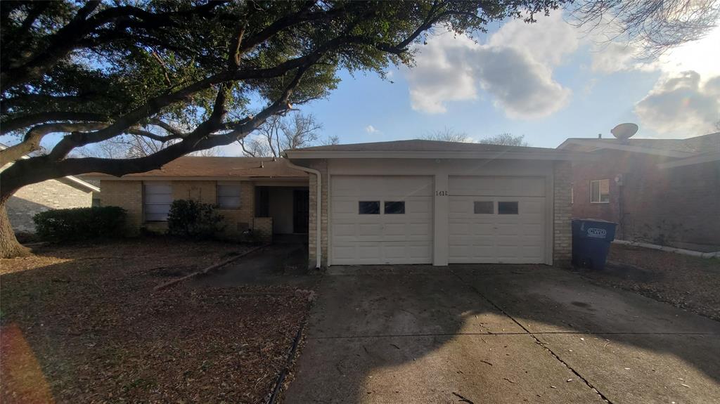 1418 Rockbrook Street Property Photo