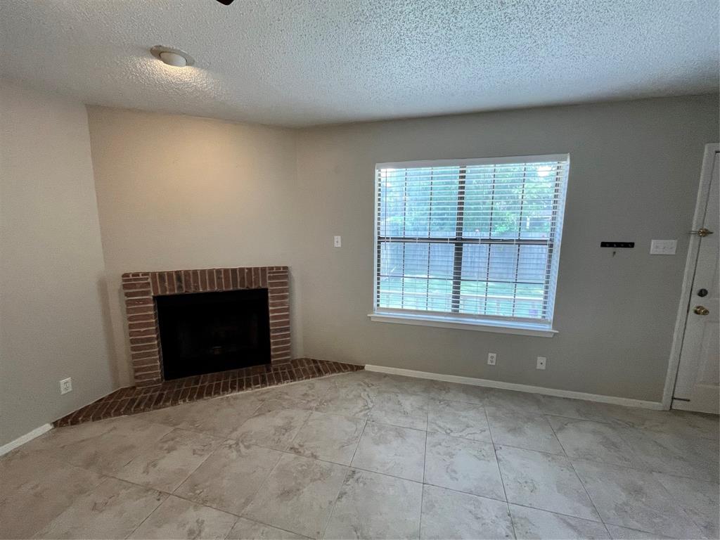 716 W Mulberry Street Property Photo