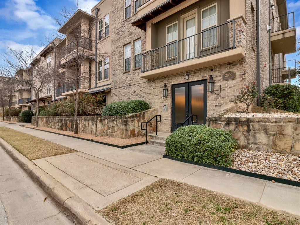 2800 Sandage Avenue Property Photo