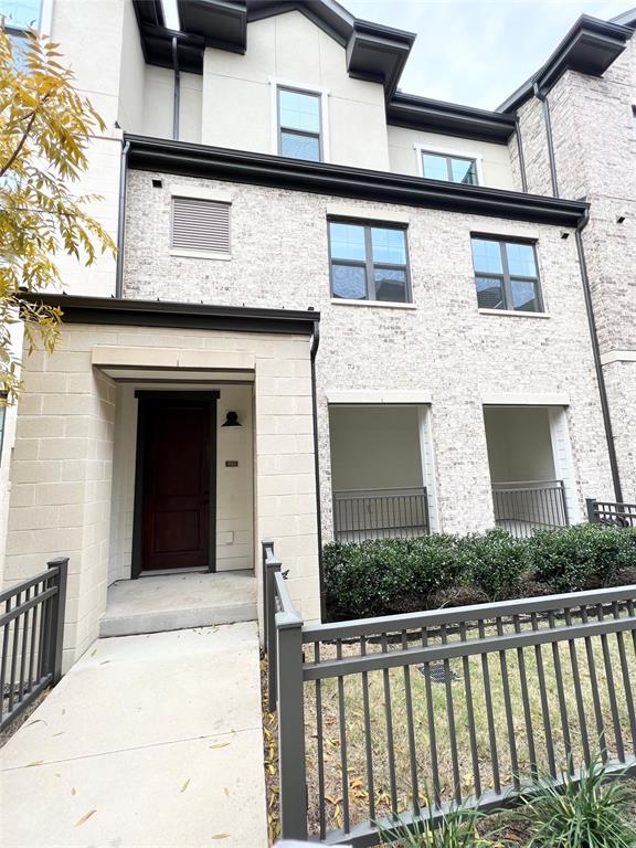 12001 Inwood Road Property Photo