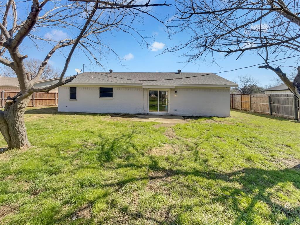 339 Shady Court Property Photo 8